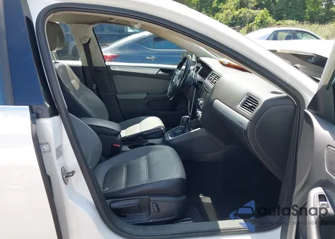 2013 Volkswagen Jetta Hybrid Sel из США, поврежденный, VIN 3VW637AJ2DM230771